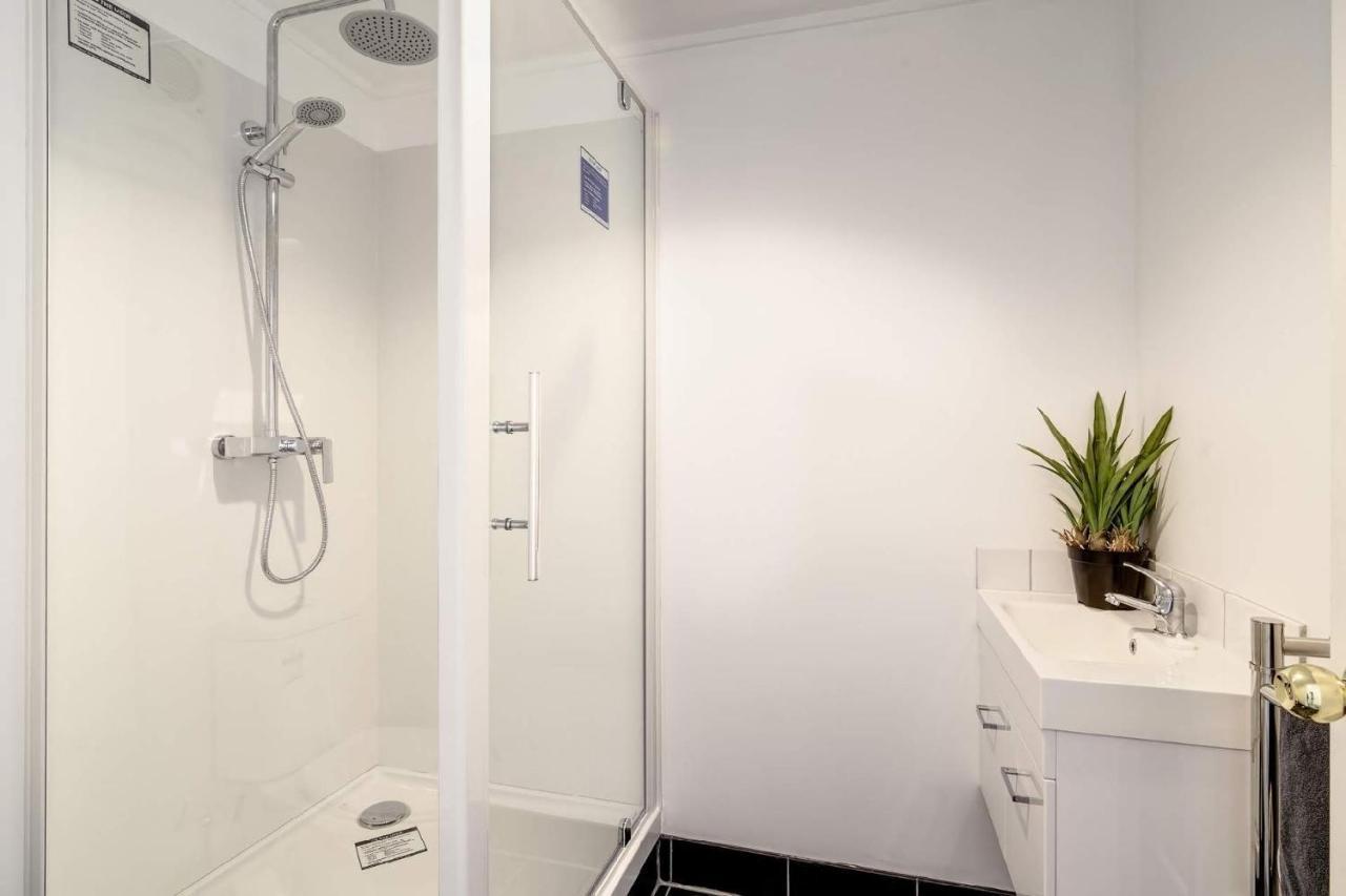 Pool House - One Bedroom Self Contained Unit Motueka Zewnętrze zdjęcie