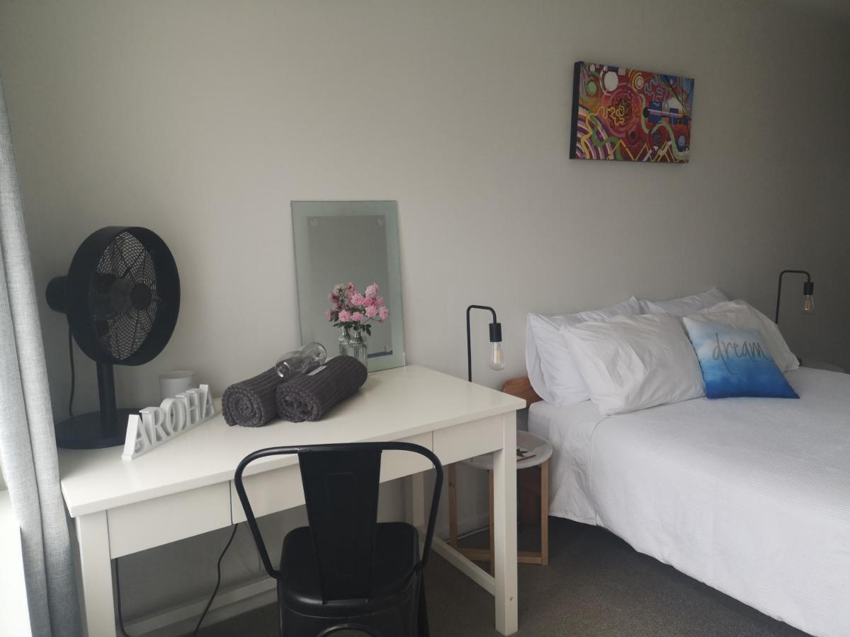 Pool House - One Bedroom Self Contained Unit Motueka Zewnętrze zdjęcie